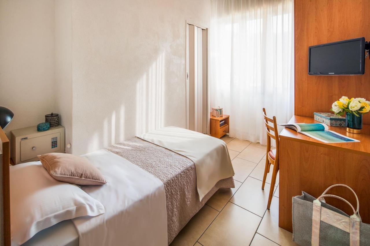 Hotel Europa Finale Ligure Eksteriør billede