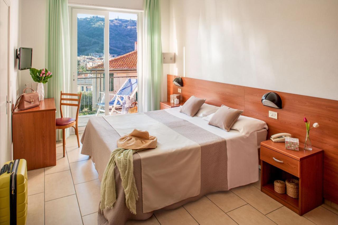 Hotel Europa Finale Ligure Eksteriør billede