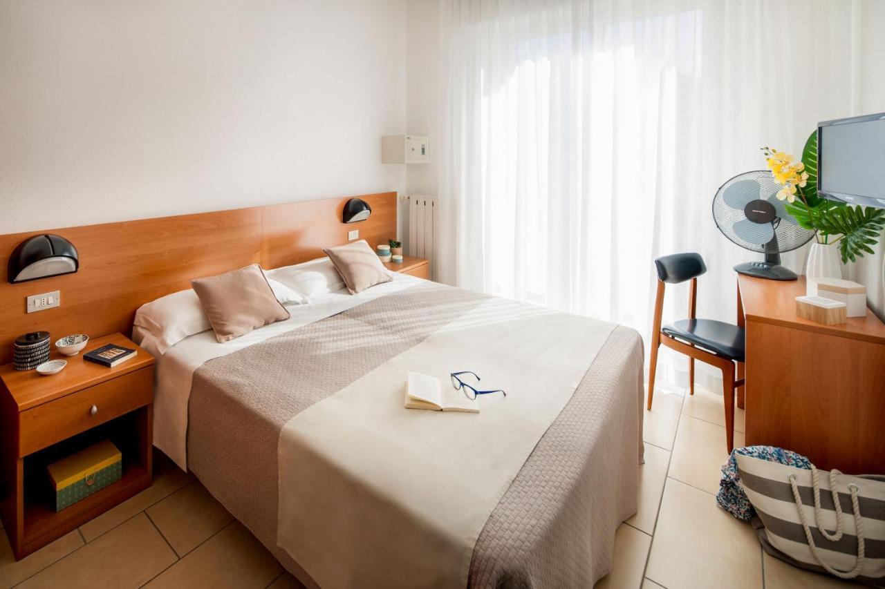 Hotel Europa Finale Ligure Eksteriør billede