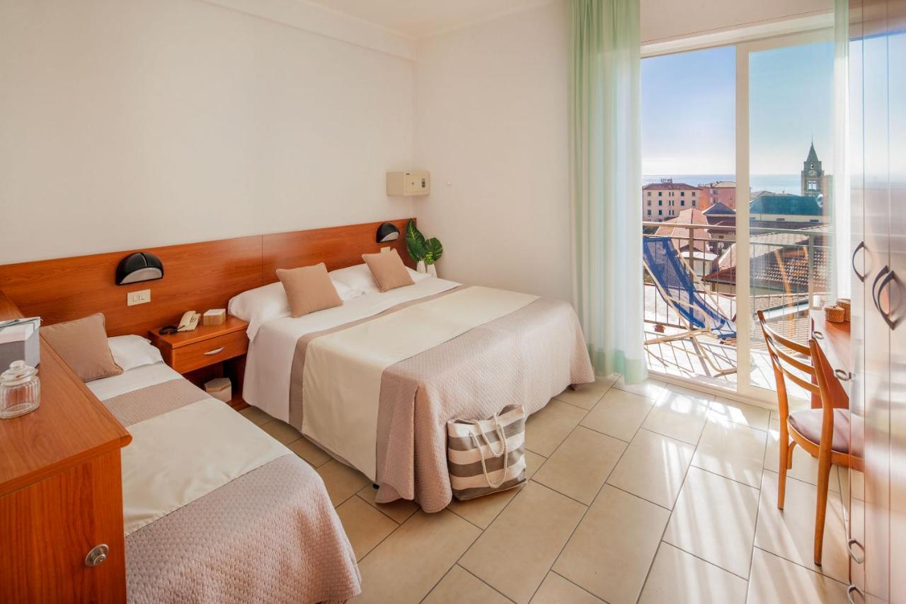 Hotel Europa Finale Ligure Eksteriør billede